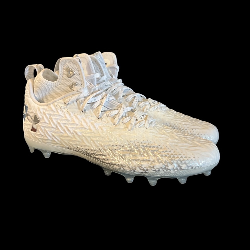 Size 12 - Under Armour Spotlight Clone 3.0 MC Football 3026334-100 Men's no box